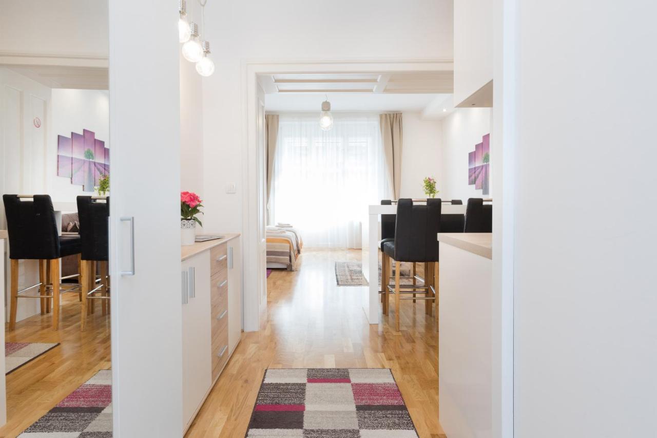 City Center Apartments Zagabria Esterno foto