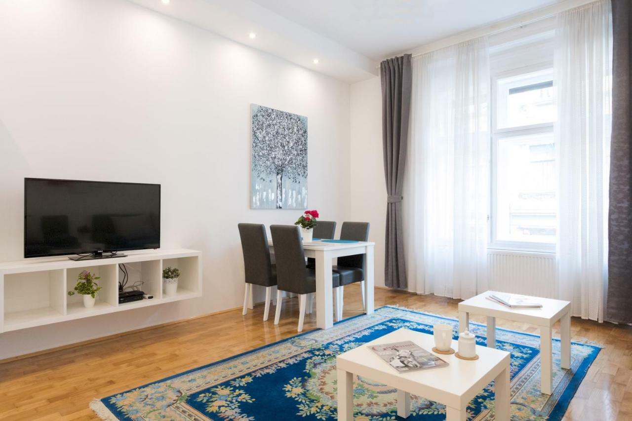 City Center Apartments Zagabria Esterno foto
