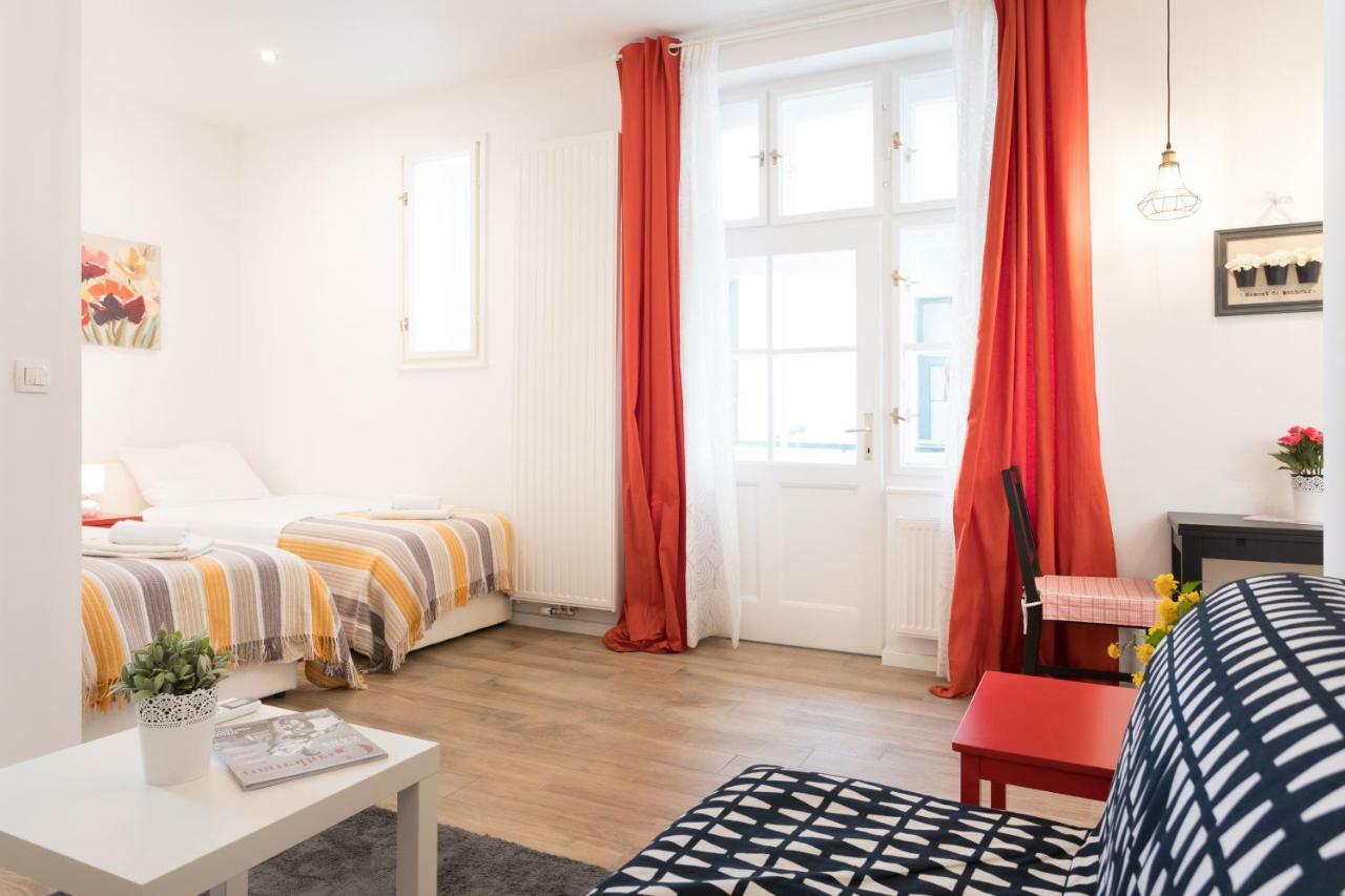City Center Apartments Zagabria Esterno foto