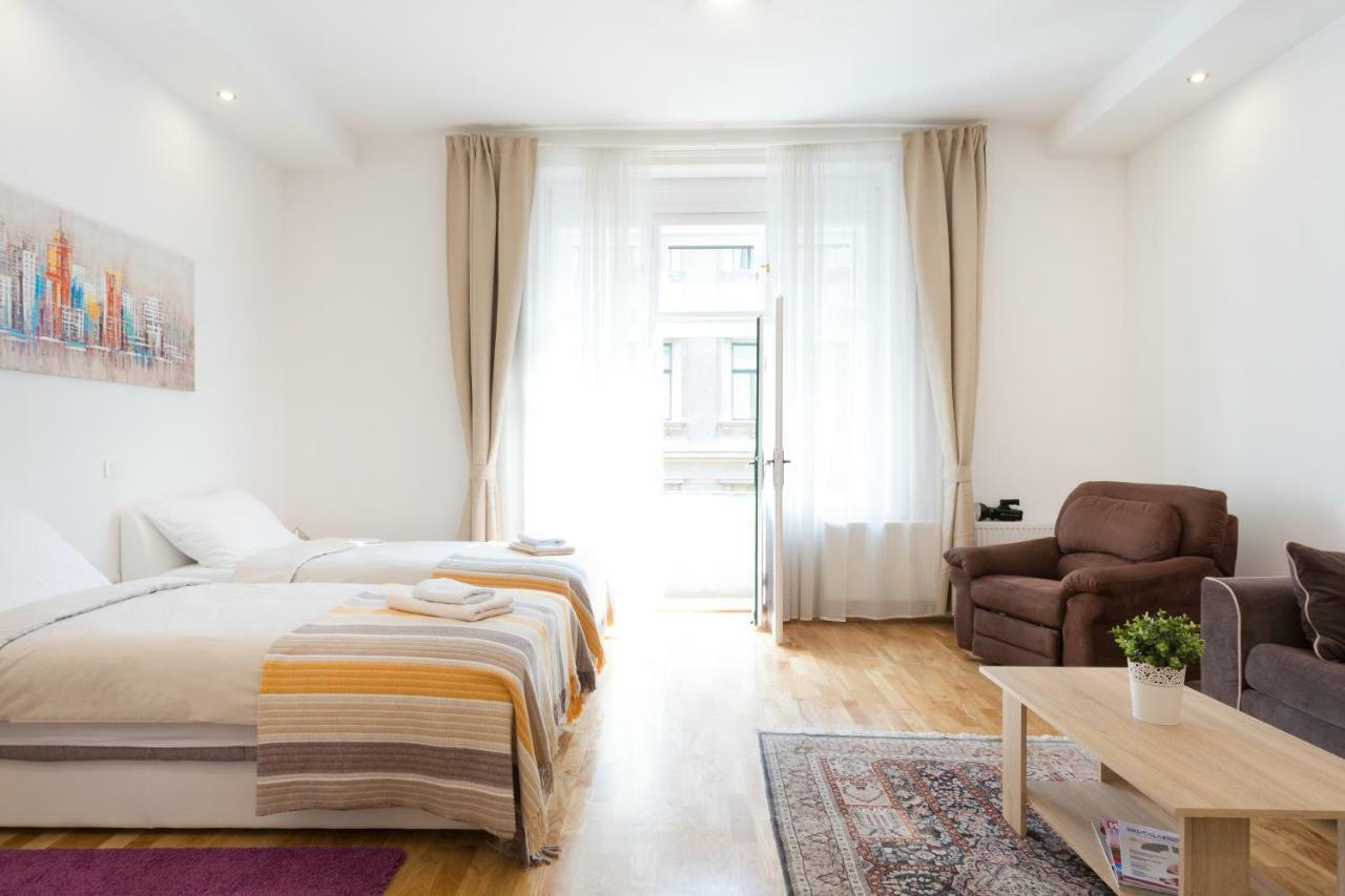 City Center Apartments Zagabria Esterno foto