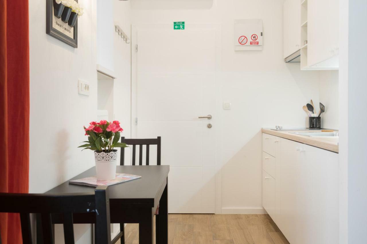 City Center Apartments Zagabria Esterno foto
